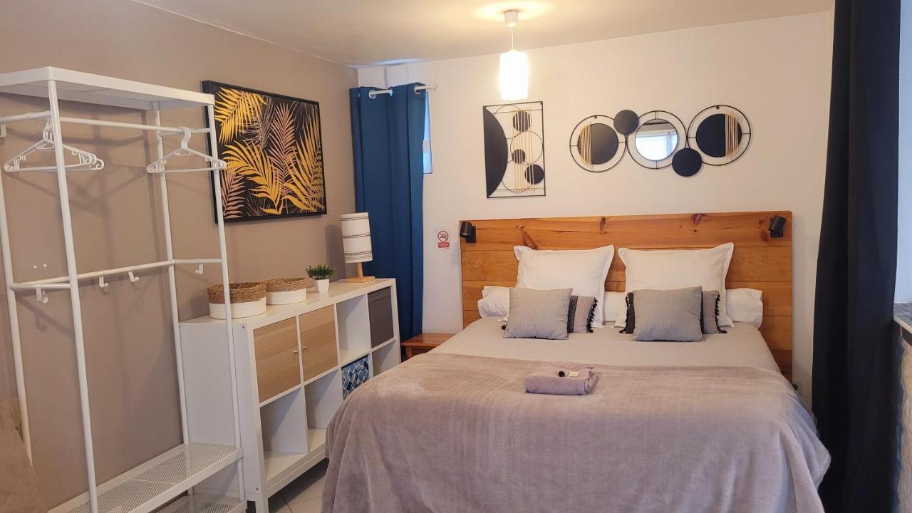 Ravissant Studio Prive 2 Pieces "Le Cosy" Tout Equipe Monchy-Saint-Eloi Luaran gambar